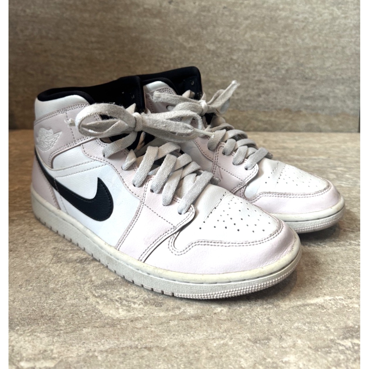 Nike Air Jordan 1 Mid Barely Rose Women's Sz 8 / Ys 8 / Eur 39 Light Pink